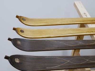 dřevěné lyže